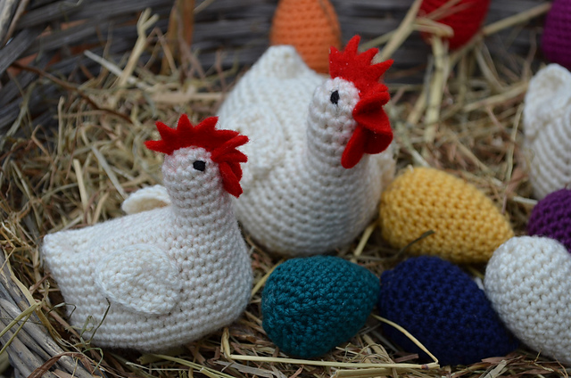 Easter chicken and eggs