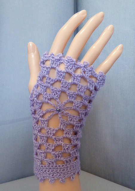 Fingerless Mitt with Beaded Spider Detail