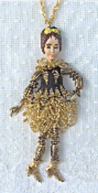 Lady Victoria Amulet