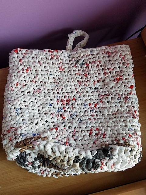 Plarn Hanging Bag