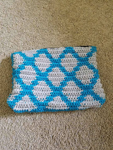Checkered Zipper Pouch
