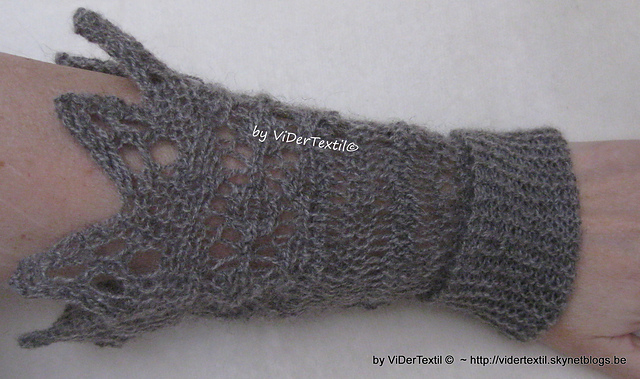 caspian mittens