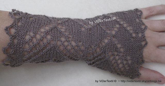 maleficia mittens