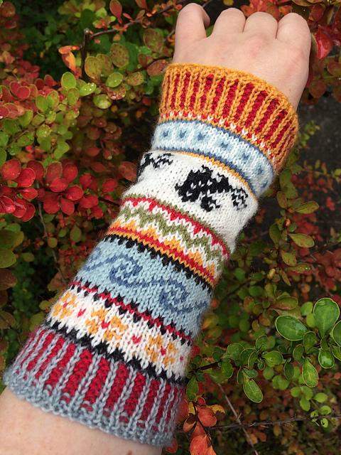 Stranded Cuffs