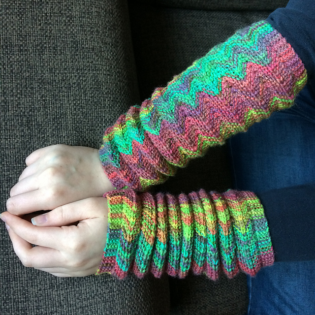 HaiTaRi wiggly warmers