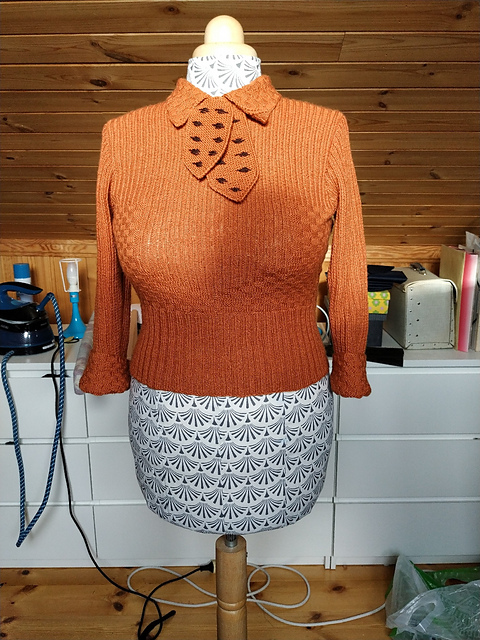 Smart Pullover