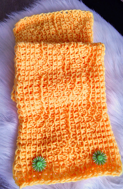 HoneyLoverNeckWarmer