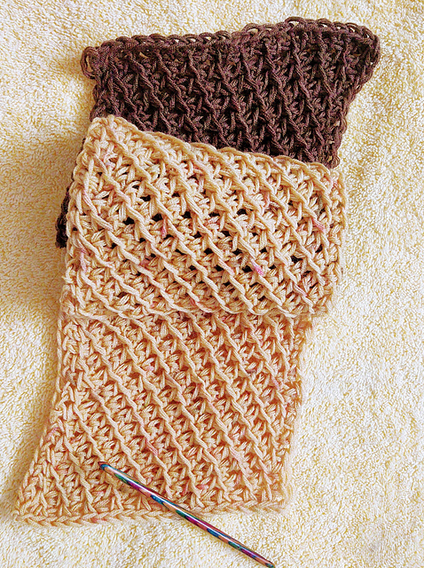 Waffle Crunch Neckwarmer