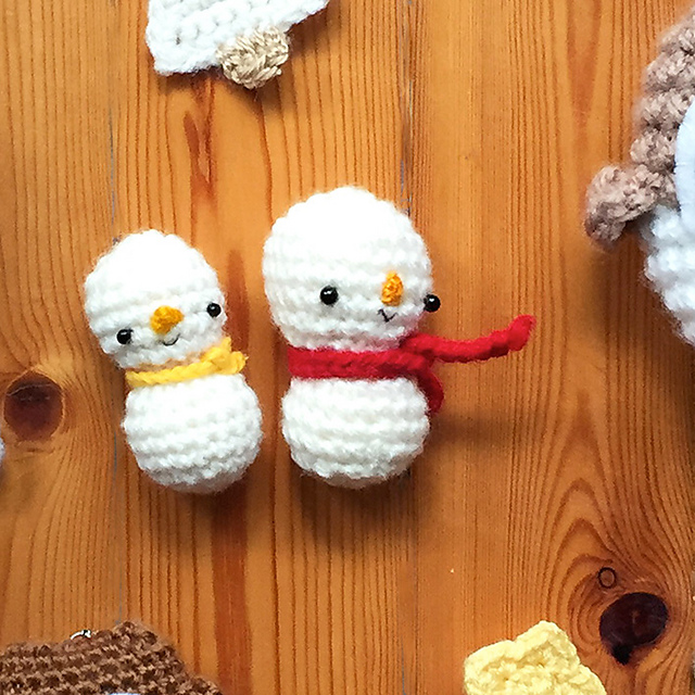 Snowman Tiny Amigurumi