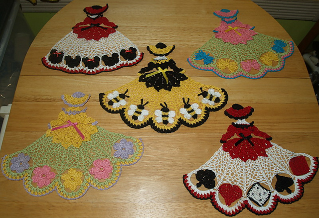 5 Crochet Doily Girl Pattern Lot 4- Butterfly-Bees-Casino-Mouse-Flowers