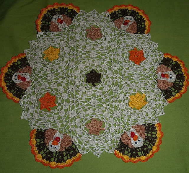 Thanksgiving Turkeys and Leaves Crochet Doily
