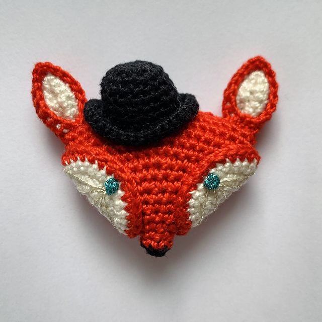 Foxy Franco Brooch