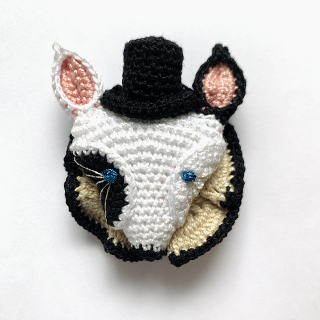 Dante Dog Brooch