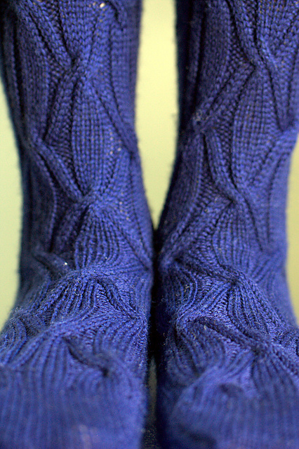 Undercurrent Socks and Collar