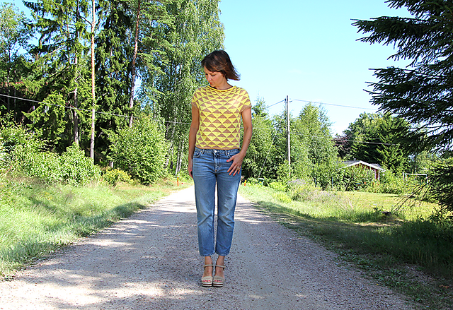 Garland-tee / Vimpel-tee