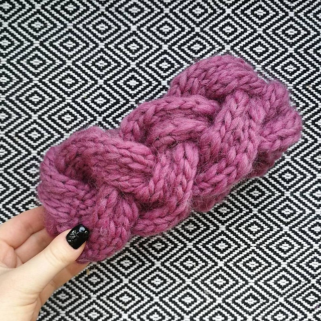 Chunky Cable Crown Headband