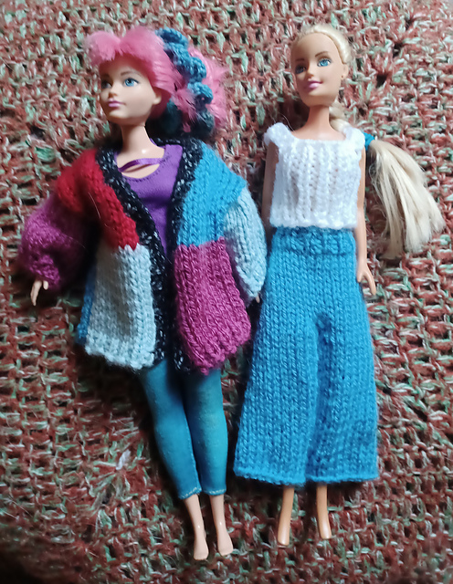 Barbie chunky cardigans