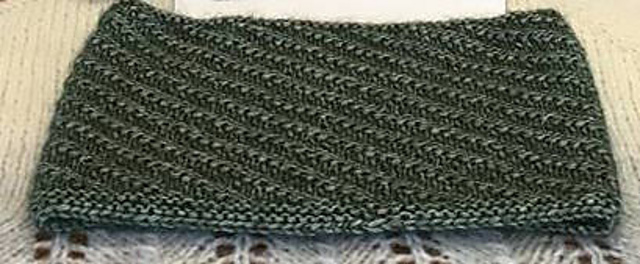 Olaf's Magic Holiday Cowl
