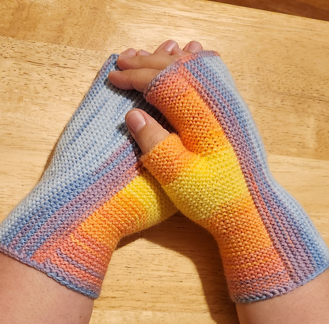 Aurora Fingerless Mitts