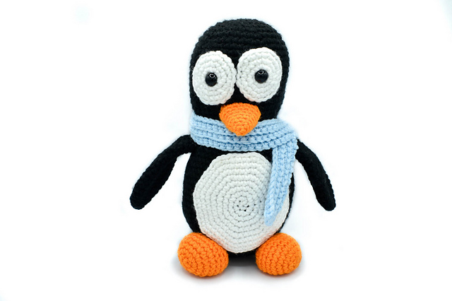 Penny the Playful Penguin Amigurumi