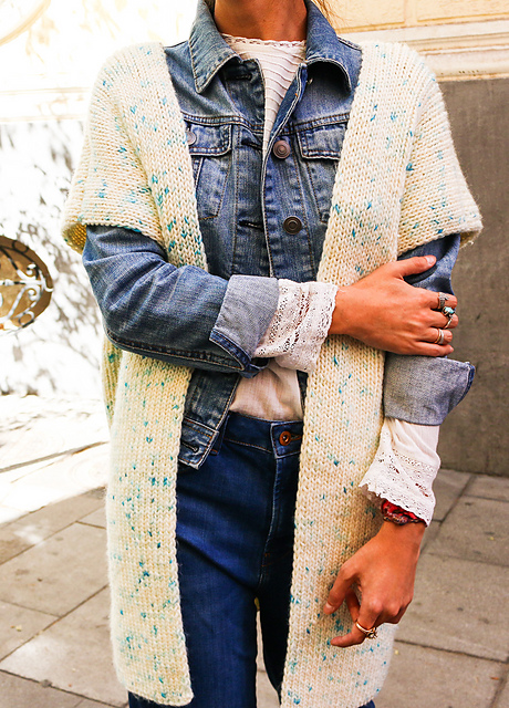 Linear Vest