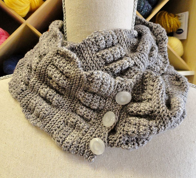 Button Up Cowl
