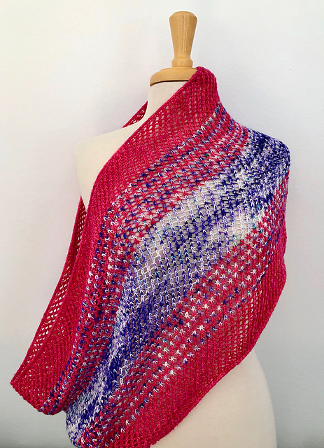 Aerialist Cowl