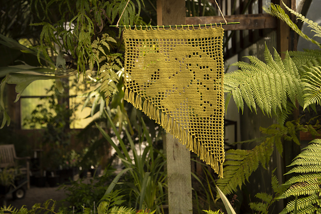 Leaflet Wall Hanging