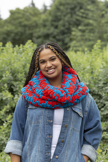 Leonora Mosaic Cowl