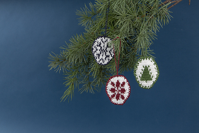 Tidings Holiday Ornament Set