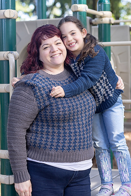 Arden Herringbone Pullover