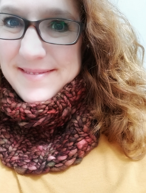 Groovy Cowl and Hat