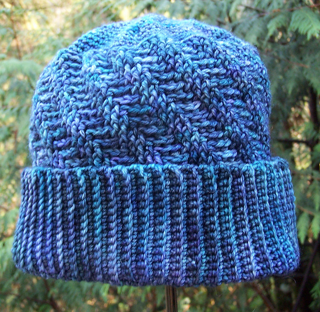Stairstep Hat, Mitts & Cowl
