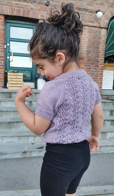 Lille Lexie Tee