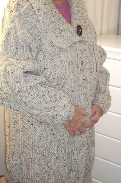 Classical Cable Jacket