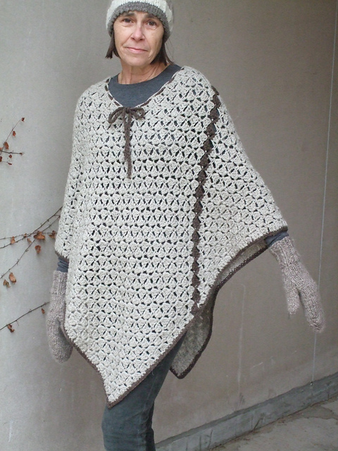 Hana's Poncho