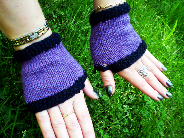 Tara's Kitty Mitts