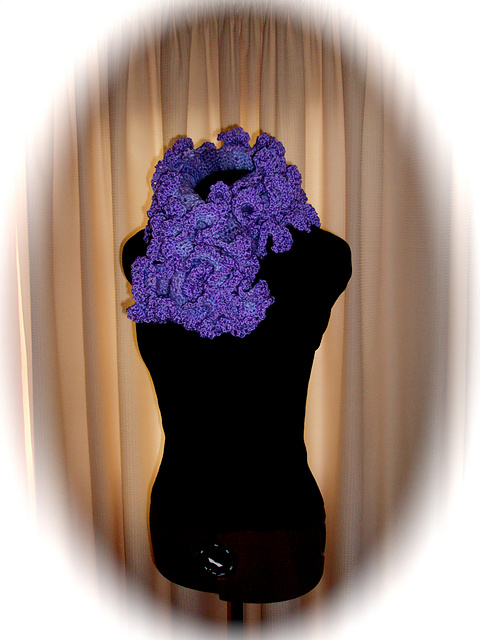 Flounce Scarf