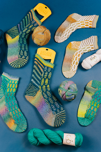 Ravelry: SSAL 2026: Chameleonic Socks pattern by Stephen West