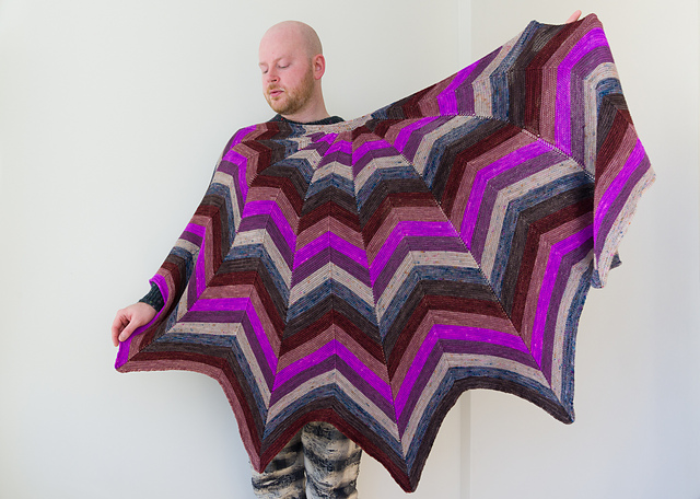color shifting shawl