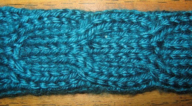 Chic Cabled Headband