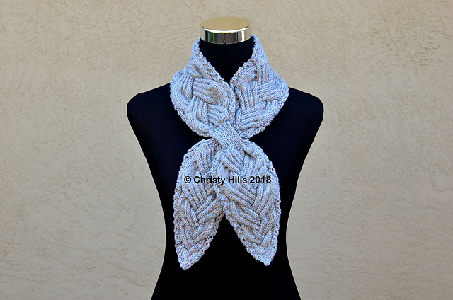 Charming Cable Scarf