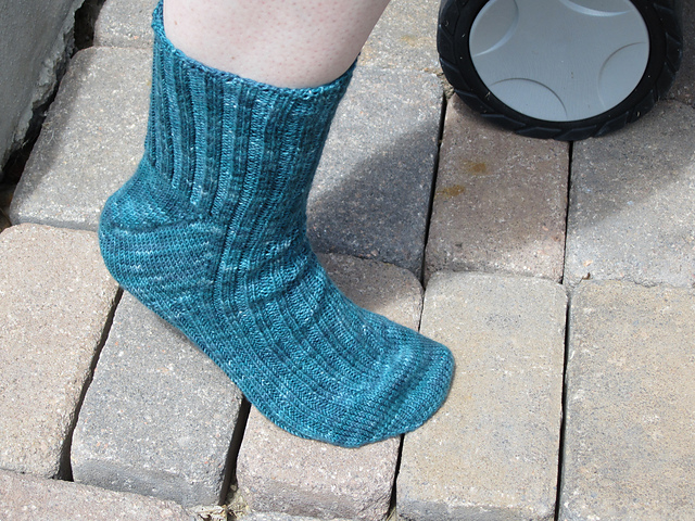 2x2 Basic Stay Up Rib Socks