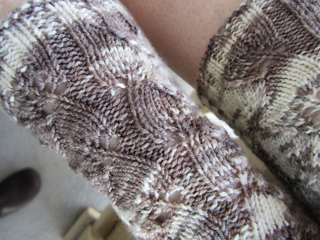 Paper Bark Leaf Socks