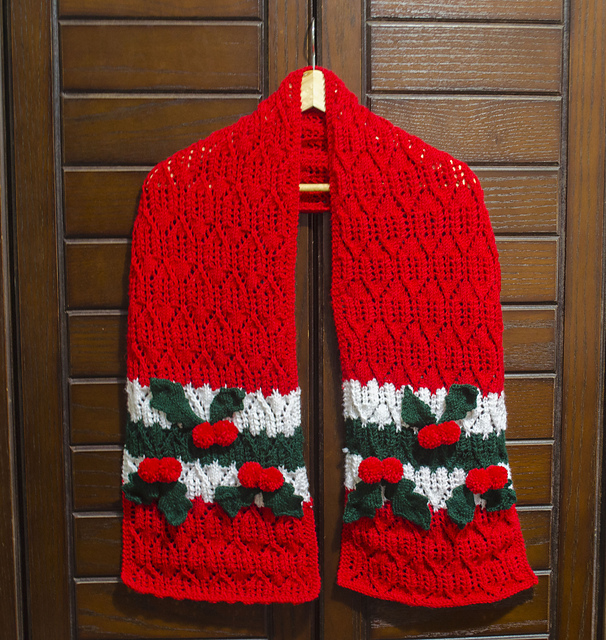 Christmas Holly Scarf