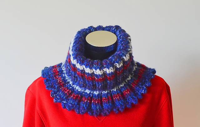 Jellyfish Cowl