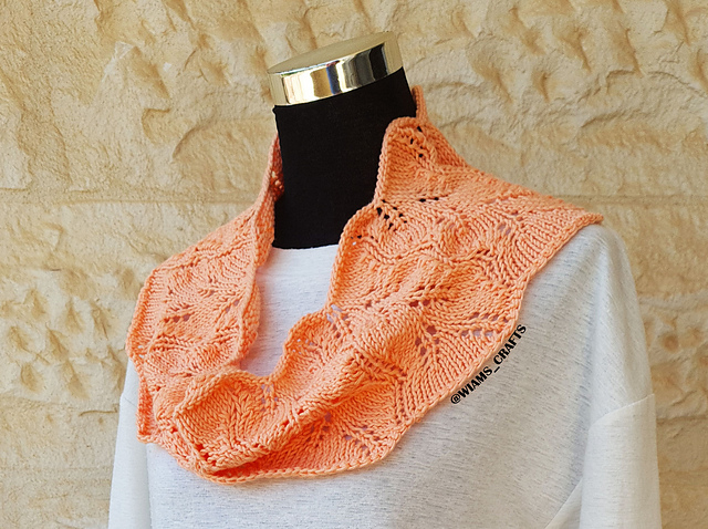 Field at Dawn Cowl