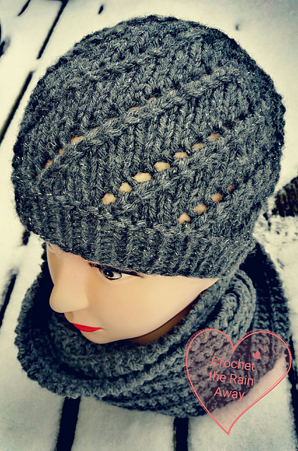 Sade Messy bun hat