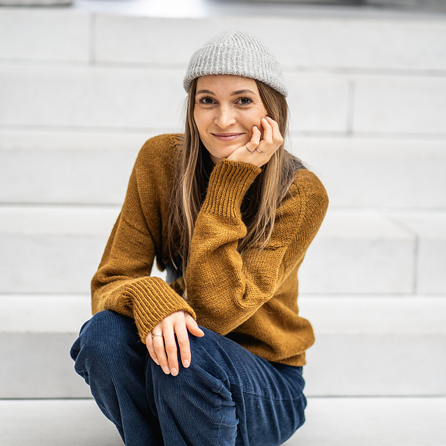 ample sweater