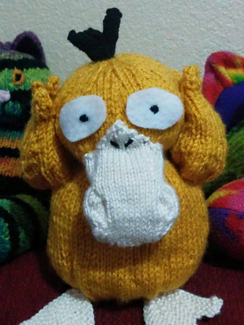 Knitted Psyduck